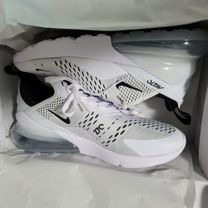 Women's White Nike Air Mac 270. Size 9. Mint Condition.